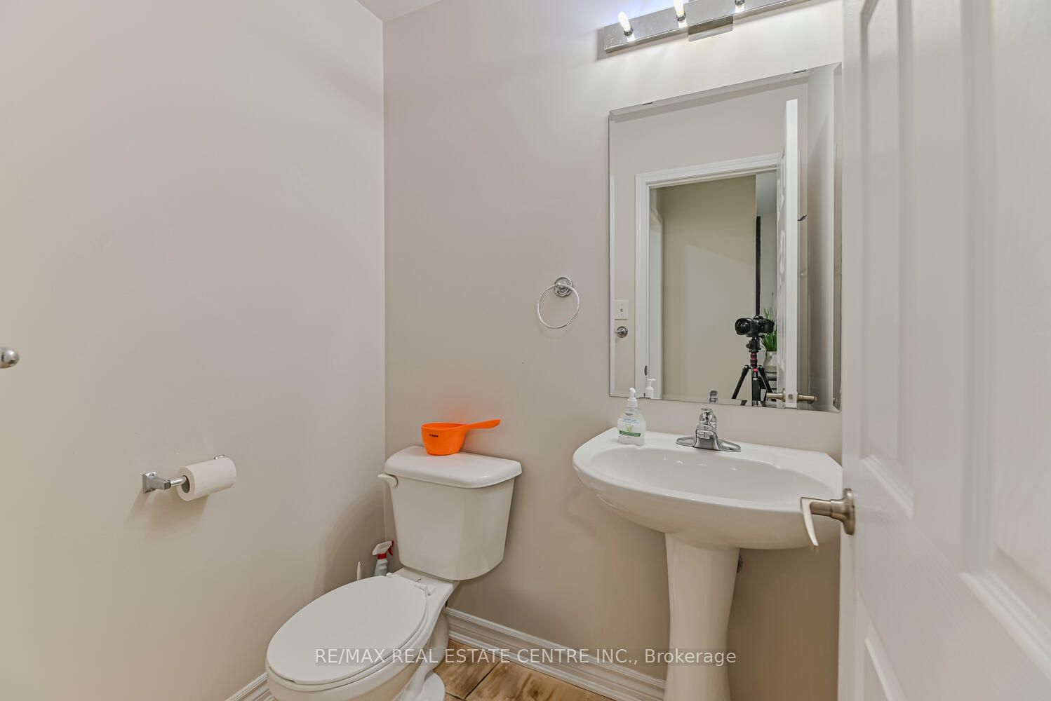 50 Hillcrest Ave, unit 28 for sale - image #16