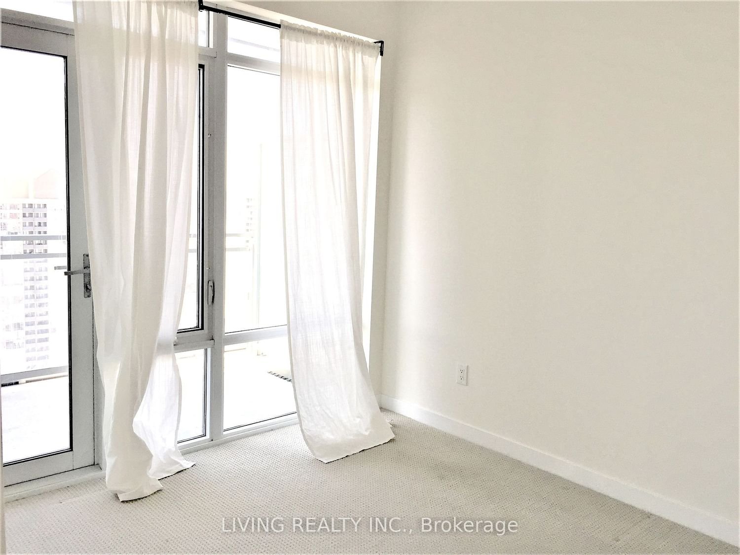360 Square One Dr, unit 2205 for rent - image #9