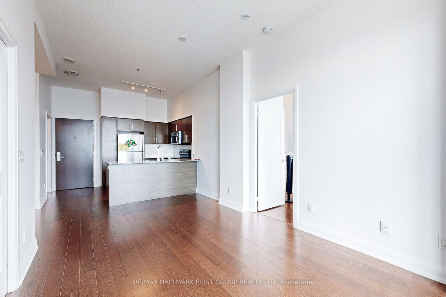 65 Speers Rd, unit Ph06 for rent - image #15