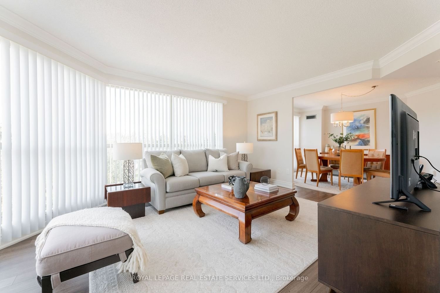 1700 The Collegeway, unit 504 for sale - image #9