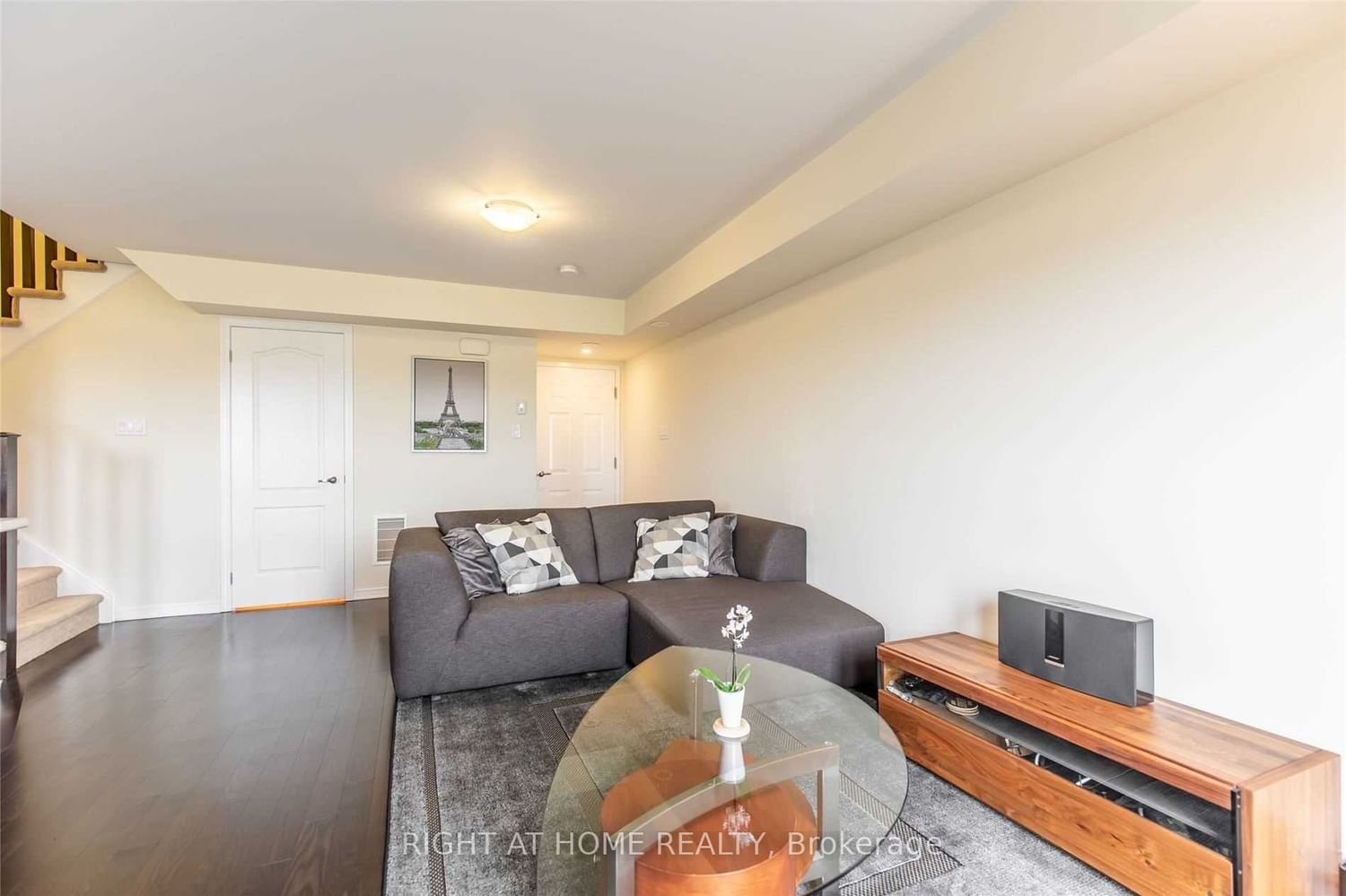2441 Greenwich Dr, unit 48 for rent - image #9
