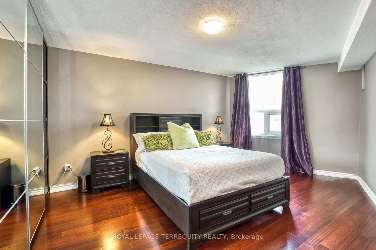 714 The West Mall Dr, unit 1505 for sale - image #15