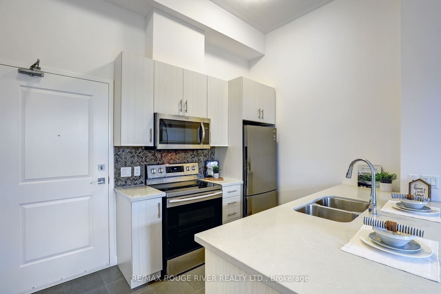 2490 Old Bronte Rd, unit 116 for sale - image #7