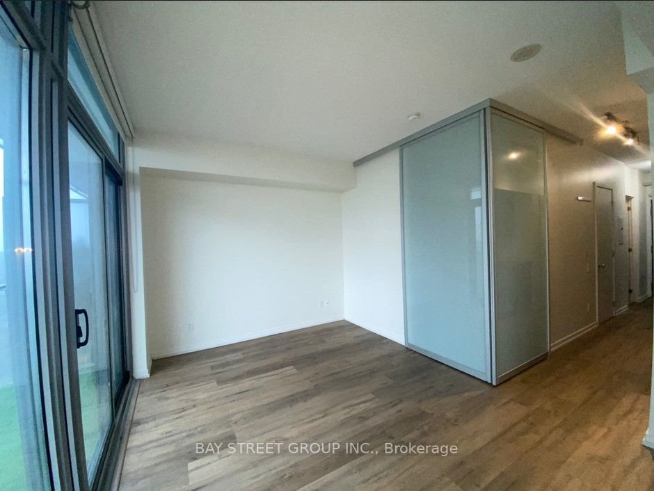 103 The Queensway Ave, unit 1707 for rent - image #14