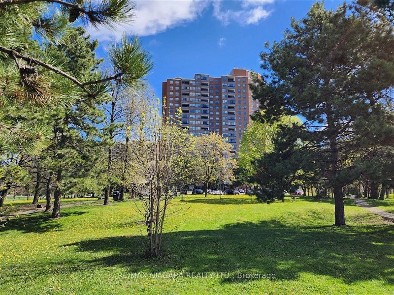 625 The West Mall, unit 2102Ph2 for sale - image #1