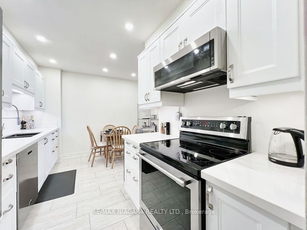625 The West Mall, unit 2102Ph2 for sale - image #8