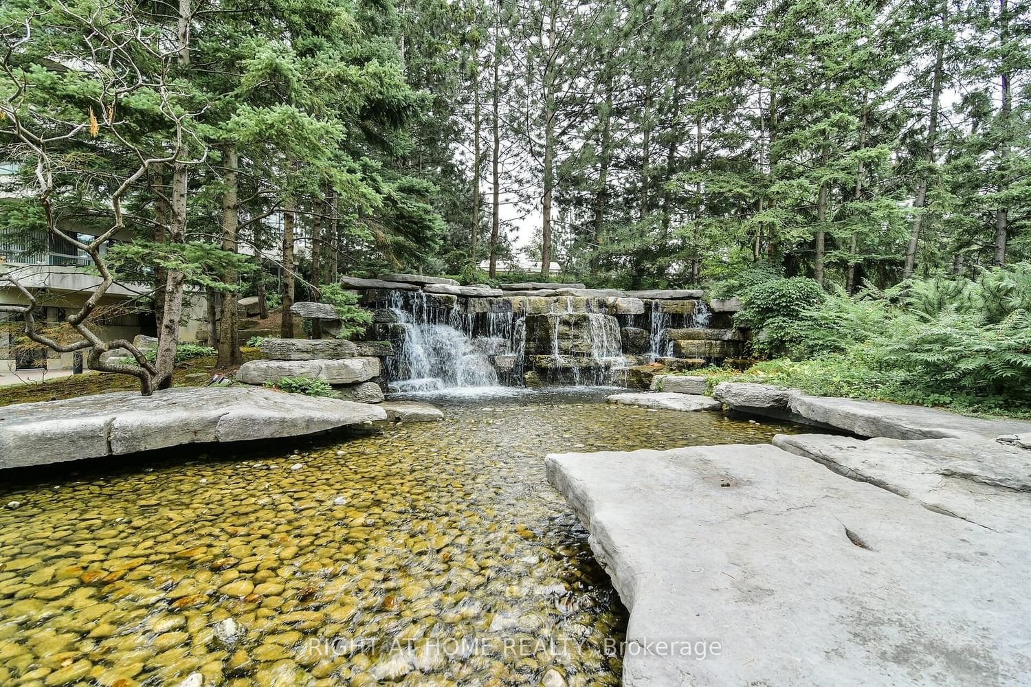 24 Hanover Rd, unit 2101 for sale - image #36