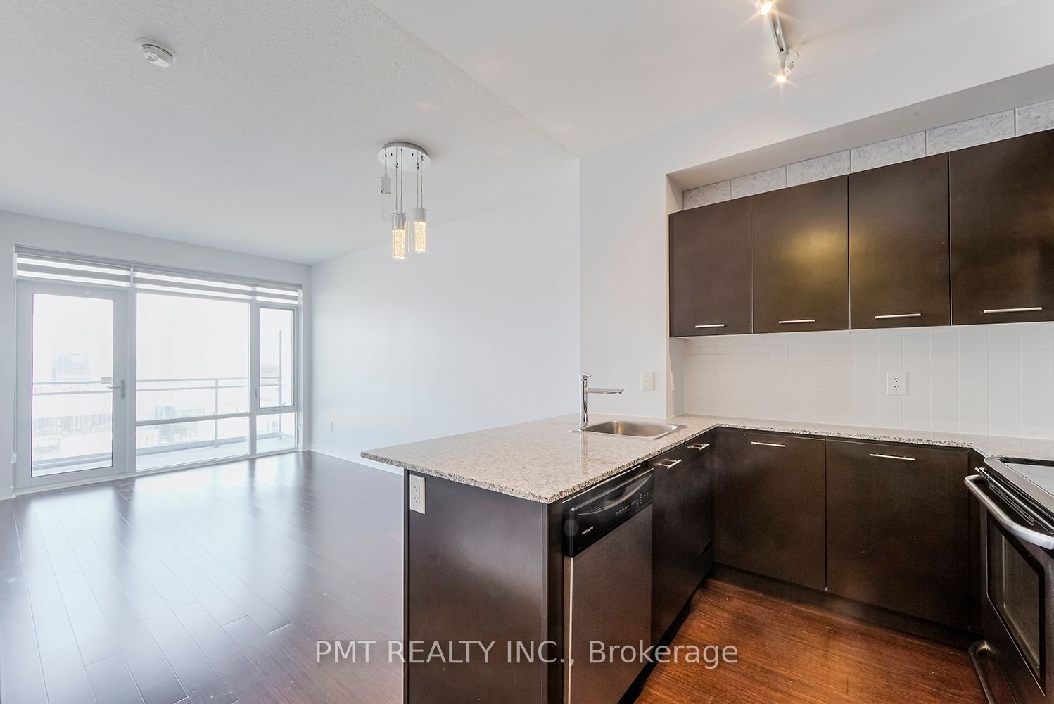 360 Square One Dr, unit 1312 for rent - image #2