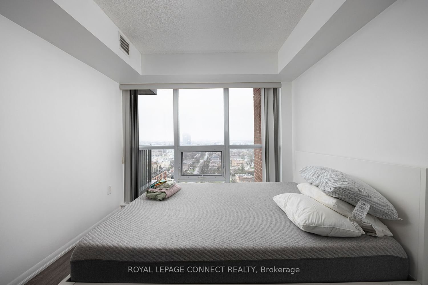 800 Lawrence Ave W, unit 1622 for rent - image #13