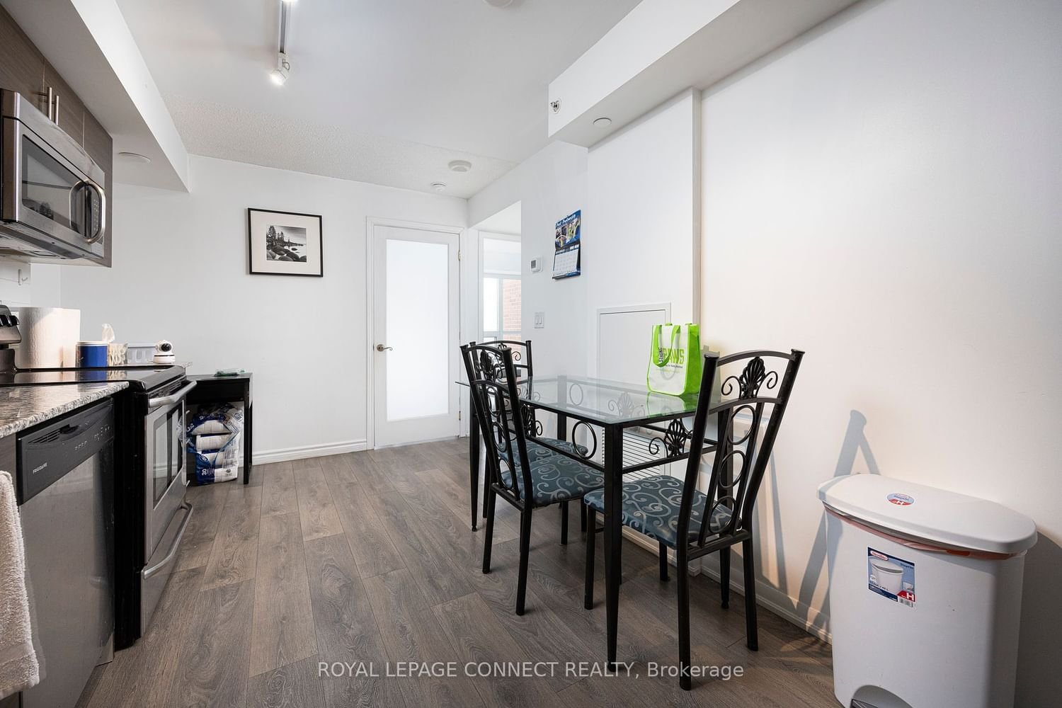 800 Lawrence Ave W, unit 1622 for rent - image #4