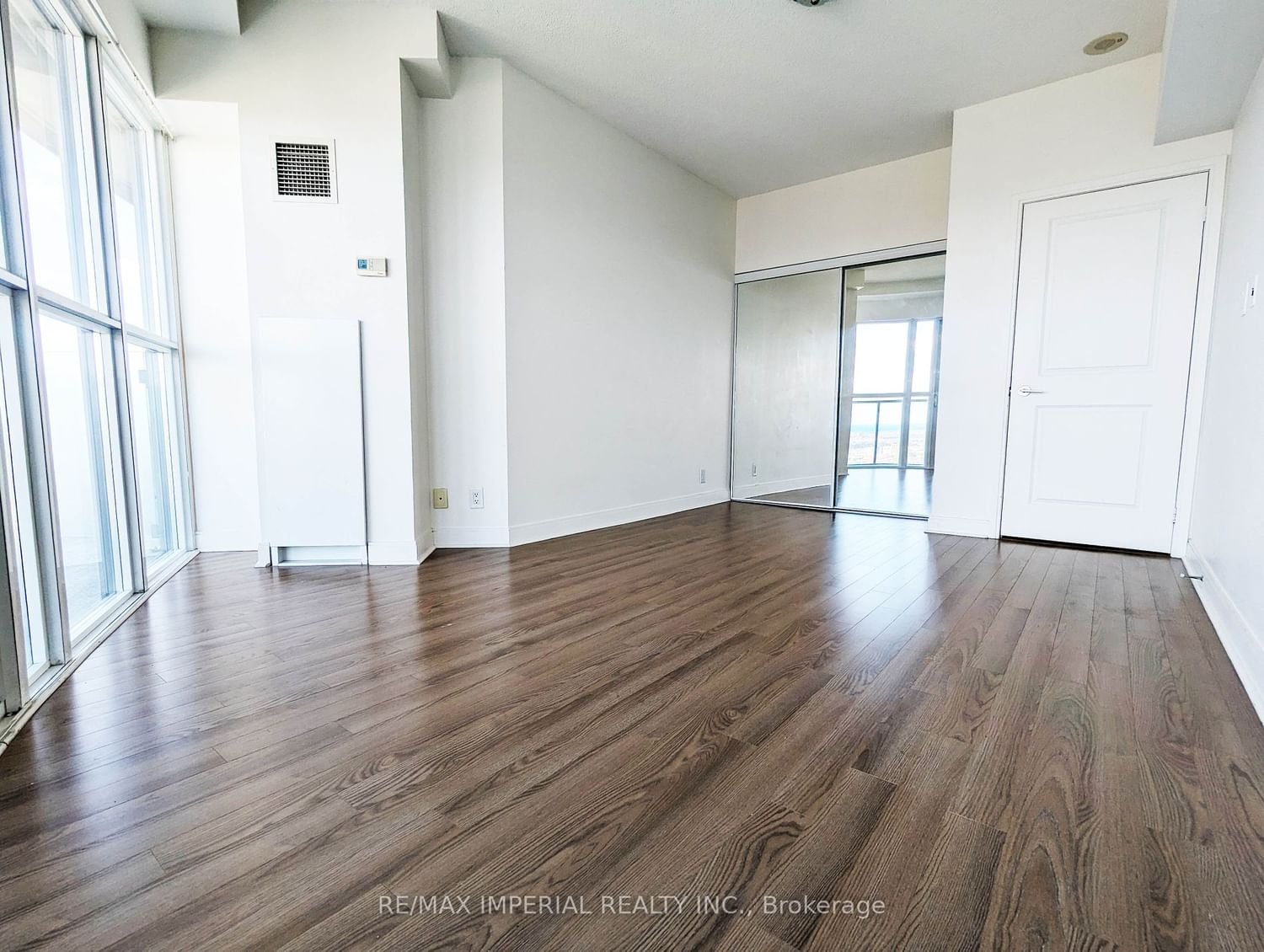 60 Absolute Ave, unit 4601 for rent - image #21
