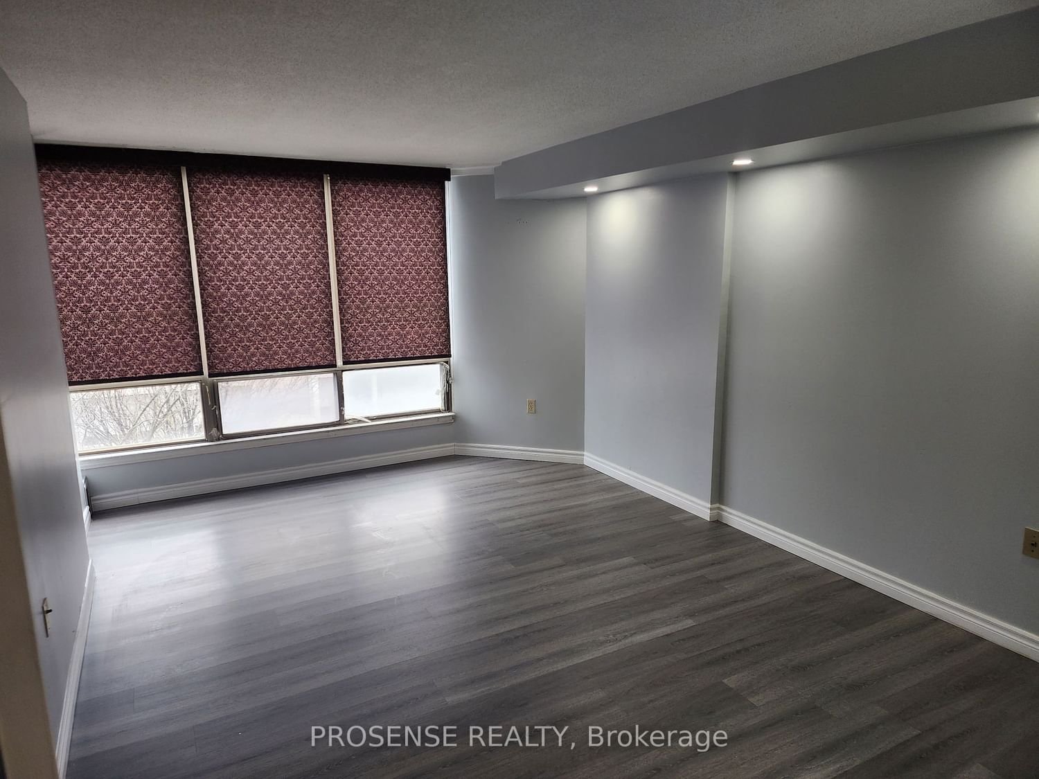 25 Fairview Rd W, unit 504 for rent - image #25