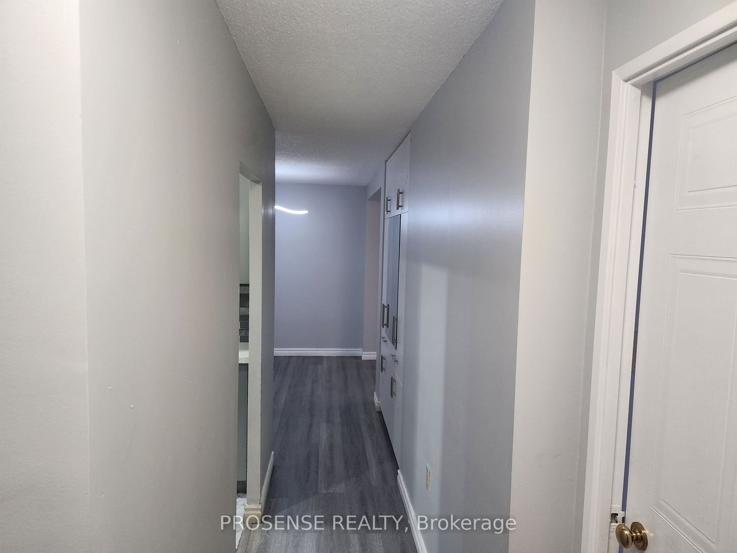25 Fairview Rd W, unit 504 for rent - image #28