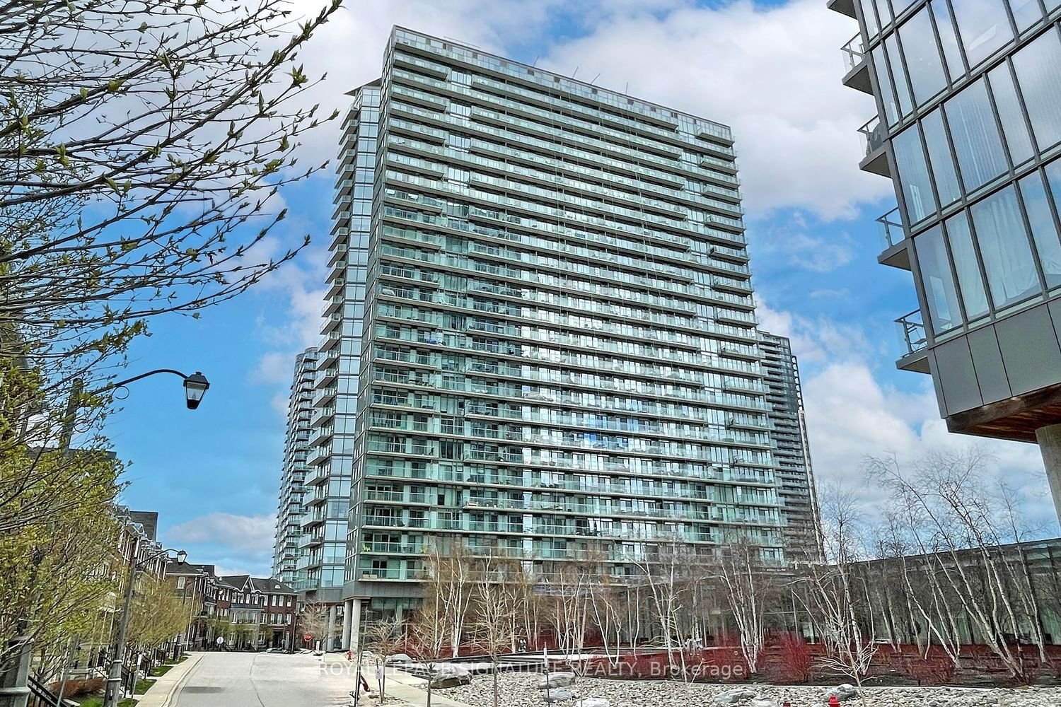 103 The Queensway, unit 2312 for sale - image #2