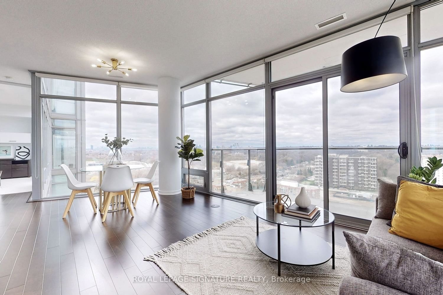 103 The Queensway, unit 2312 for sale - image #5