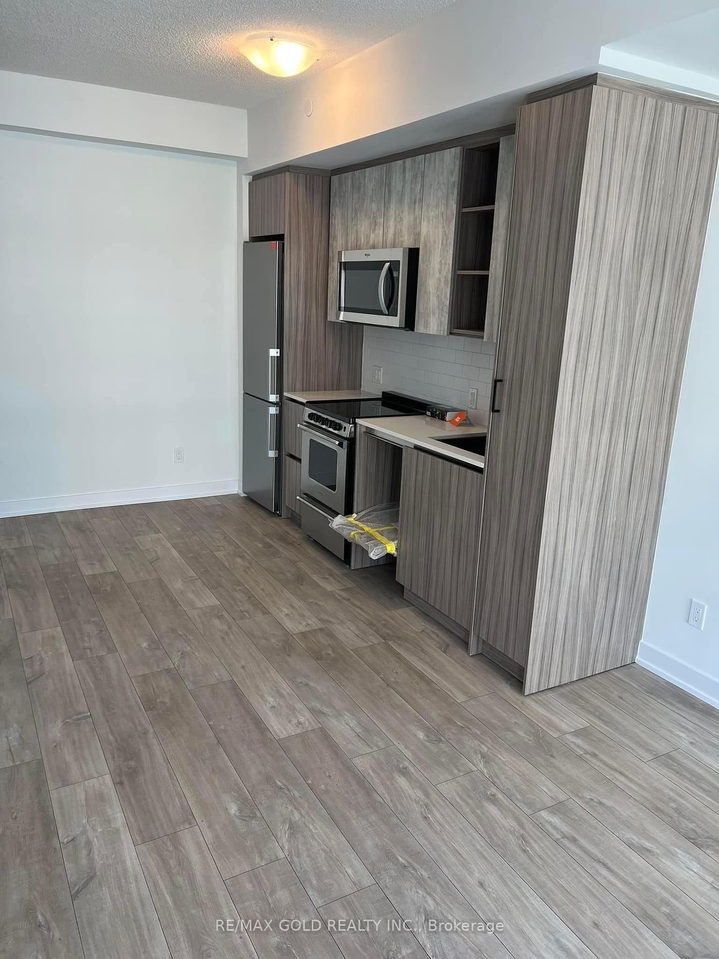 251 Manitoba St, unit 725 for rent - image #24