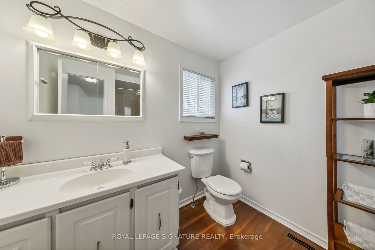 1771 Hyde Mill Cres, unit 7 for sale - image #32