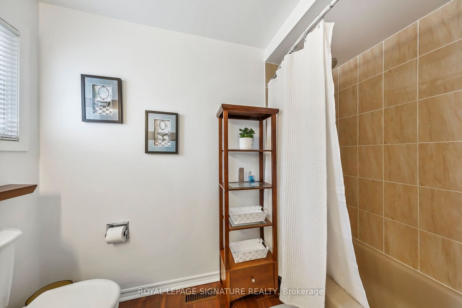 1771 Hyde Mill Cres, unit 7 for sale - image #33
