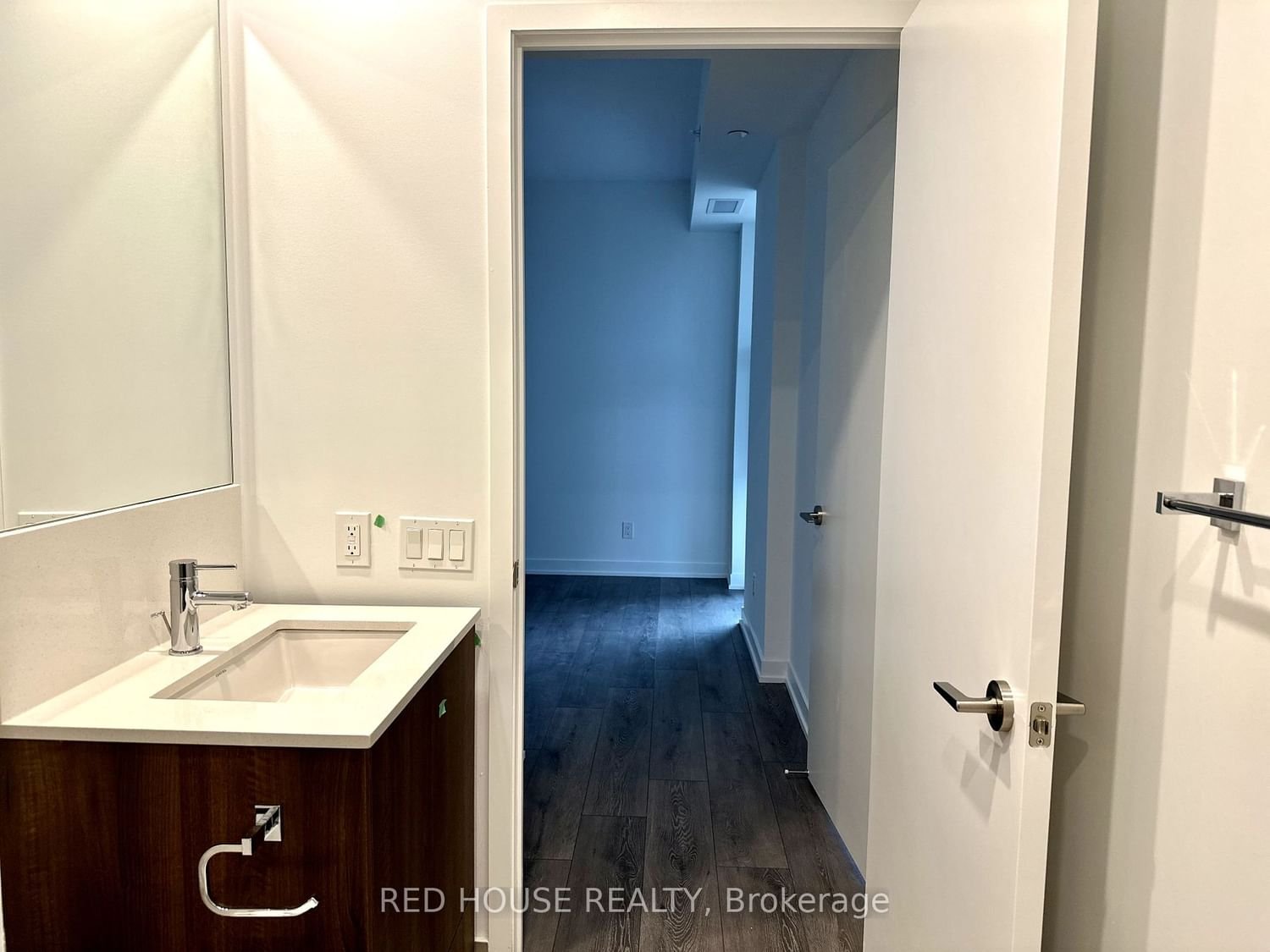 1787 St Clair Ave W, unit 528 for rent - image #15