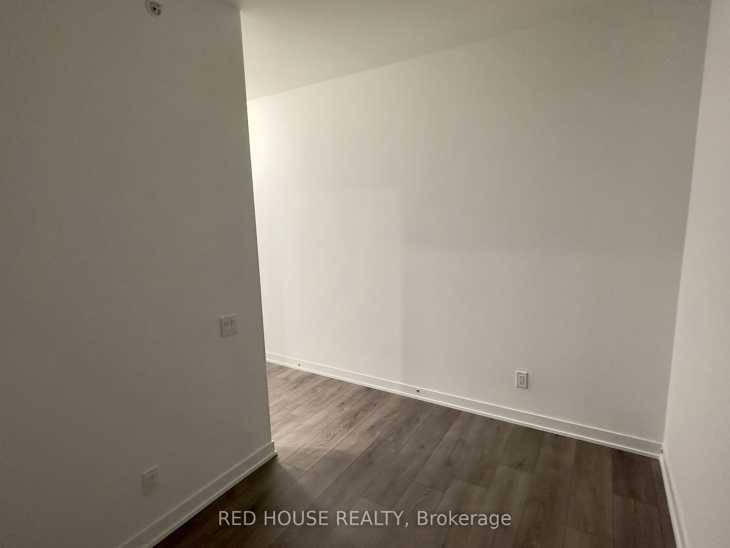 1787 St Clair Ave W, unit 528 for rent - image #17
