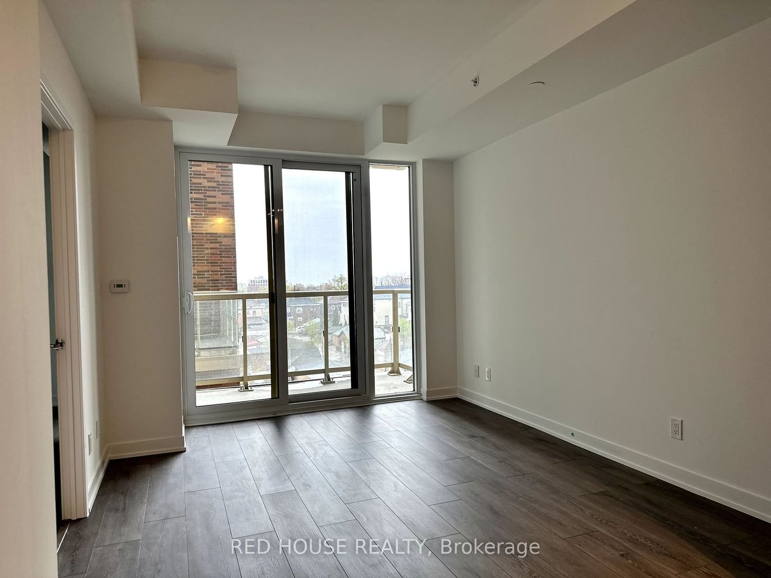 1787 St Clair Ave W, unit 528 for rent - image #6