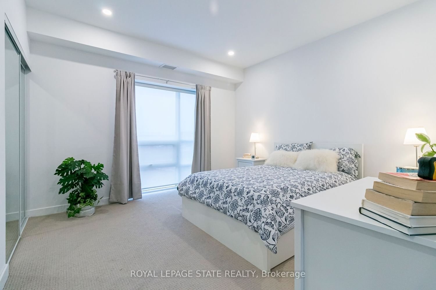 4040 Upper Middle Rd, unit 209 for sale - image #15