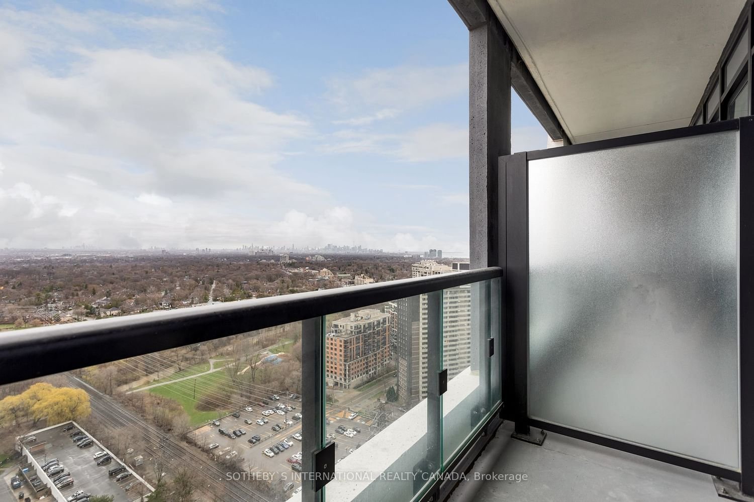 5 Mabelle Ave, unit 3035 for sale - image #9
