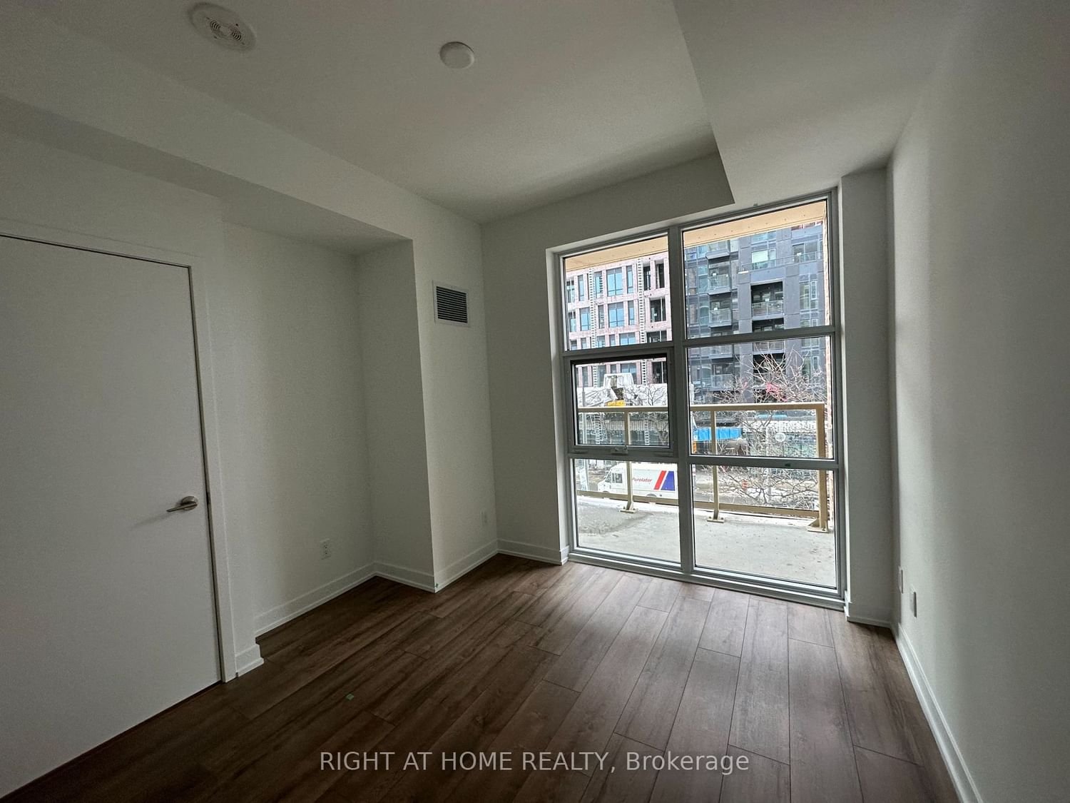 1787 St Clair Ave W, unit 316 for rent - image #10
