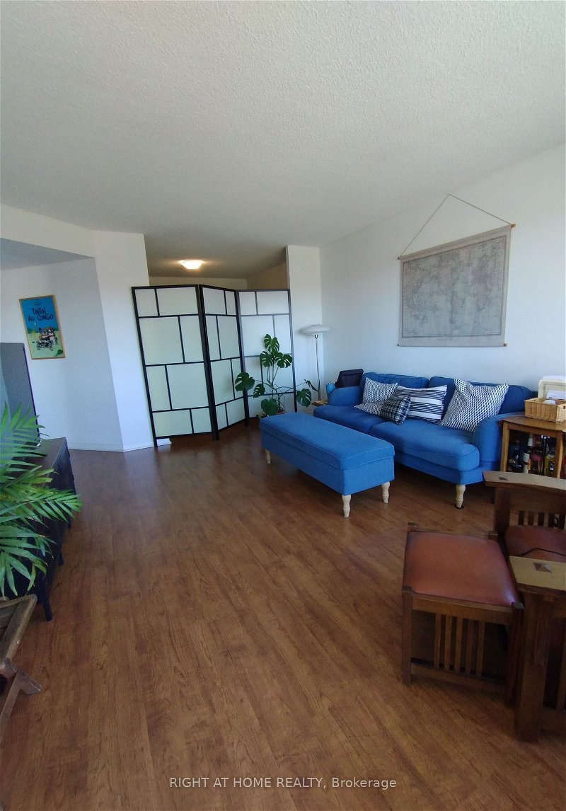 1700 The Collegeway, unit 706 for rent - image #1