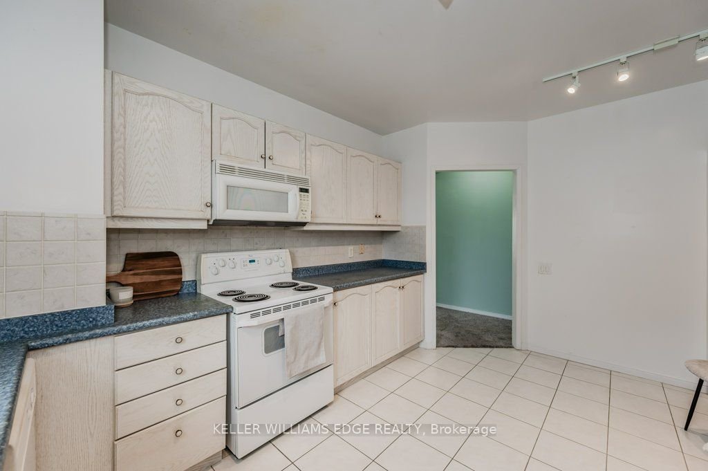 2075 Amherst Heights Dr, unit 307 for sale - image #21