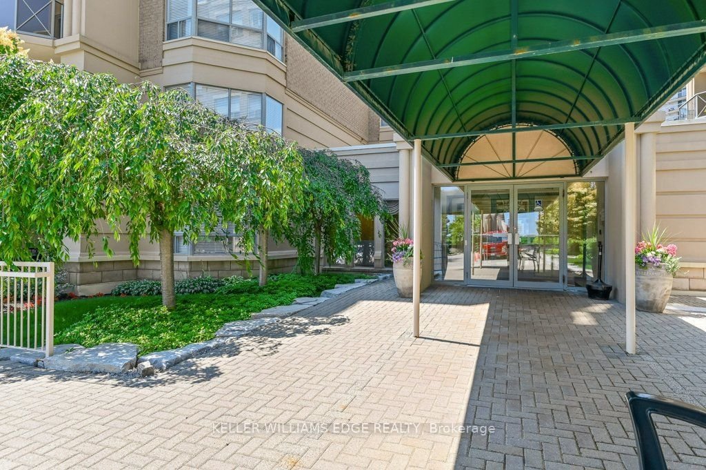 2075 Amherst Heights Dr, unit 307 for sale - image #4