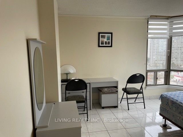 25 Fairview Rd W, unit 1101Rmb for rent - image #4