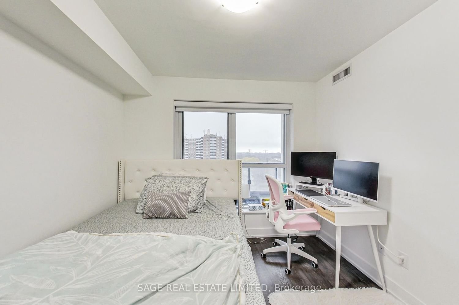 5 Mabelle Ave, unit 736 for rent - image #17