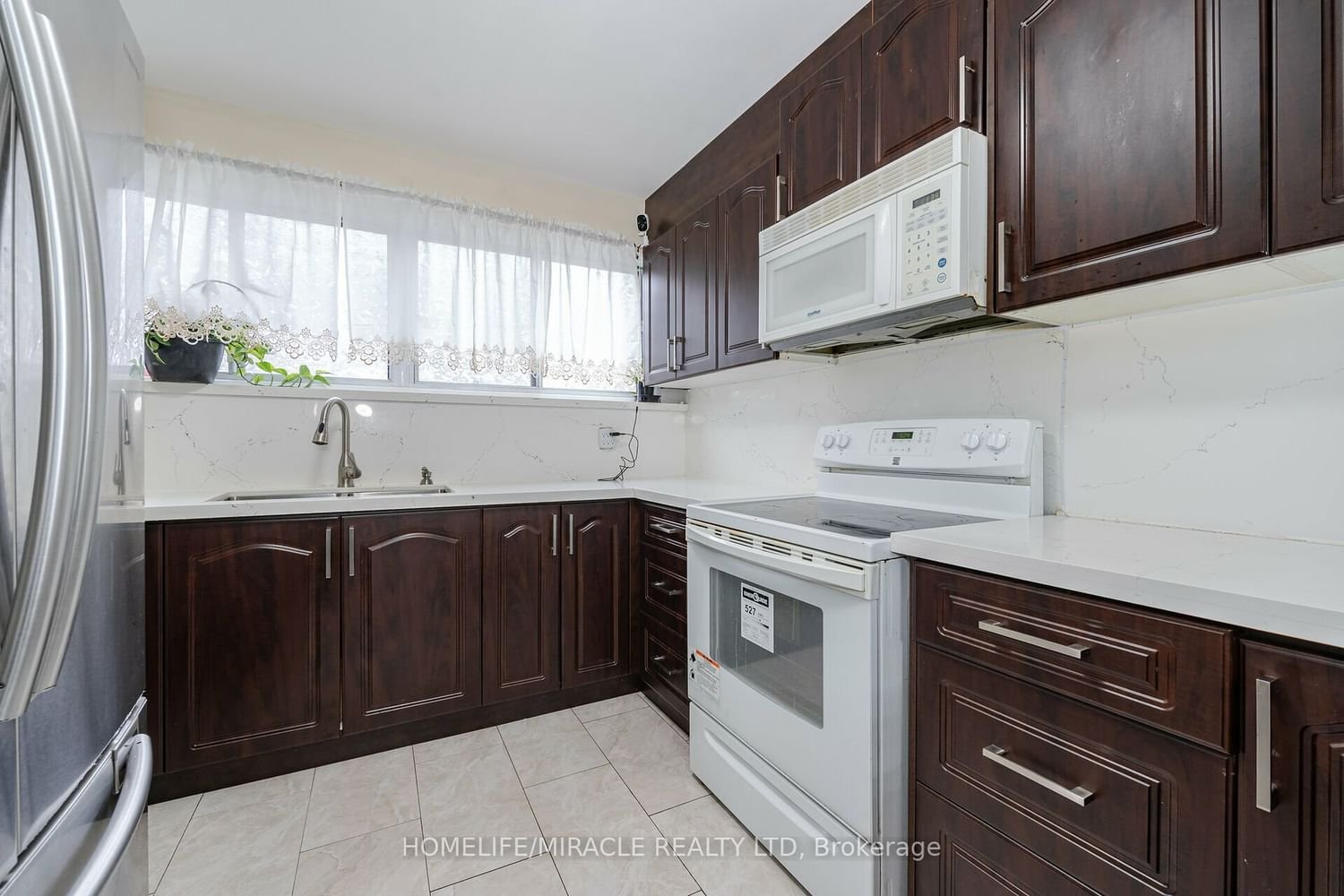 382 Driftwood Ave, unit 8 for sale - image #10