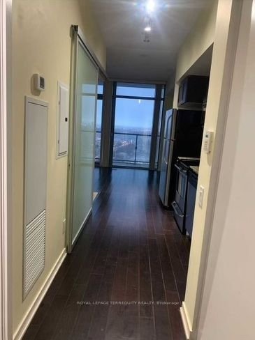 105 The Queensway, unit 2807 for rent - image #2