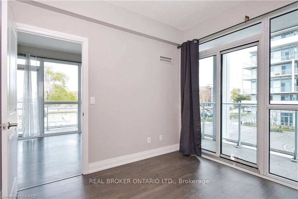 65 Speers Rd, unit 205 for sale - image #20