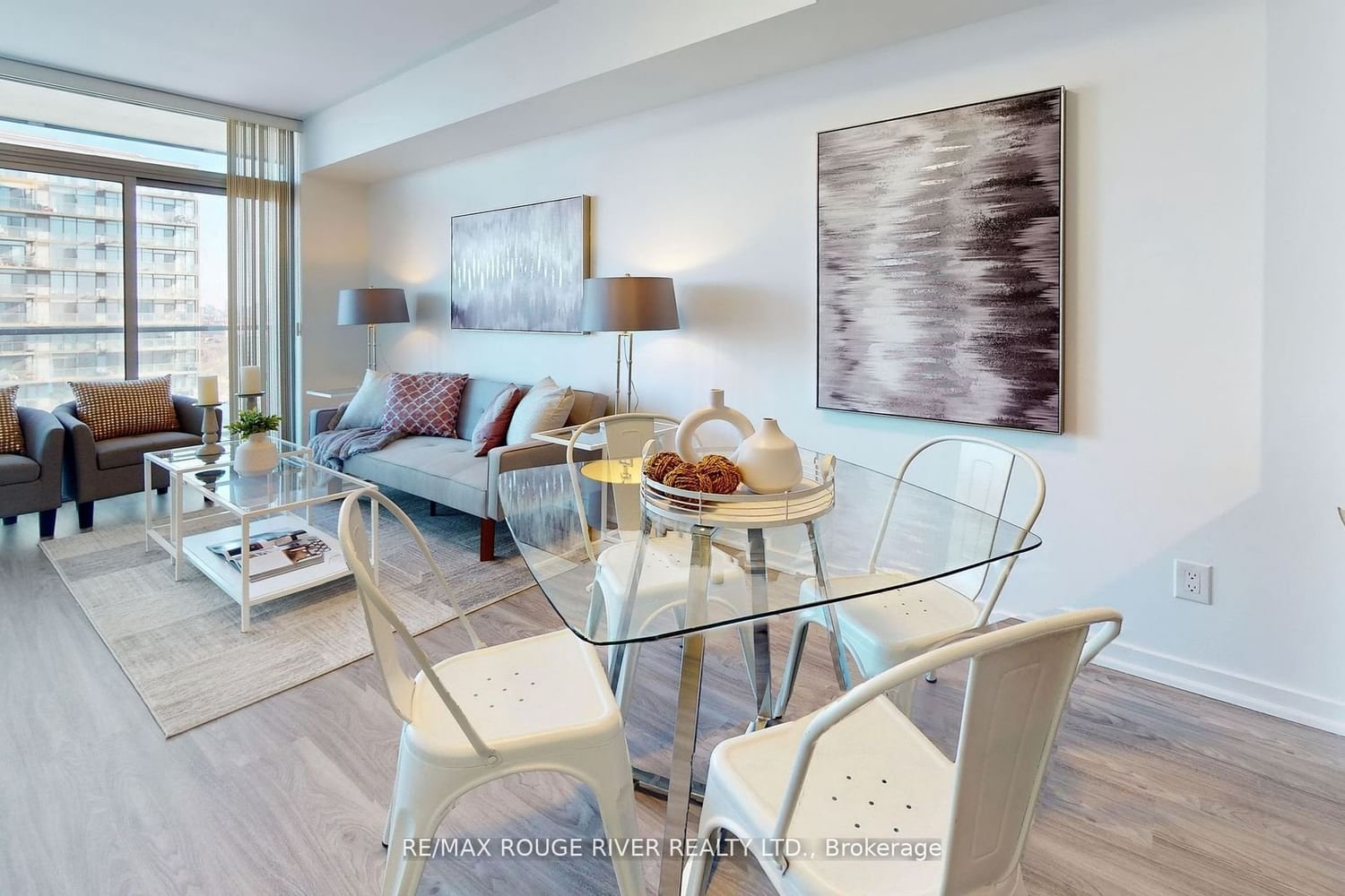 105 The Queensway, unit 2401 for sale - image #7