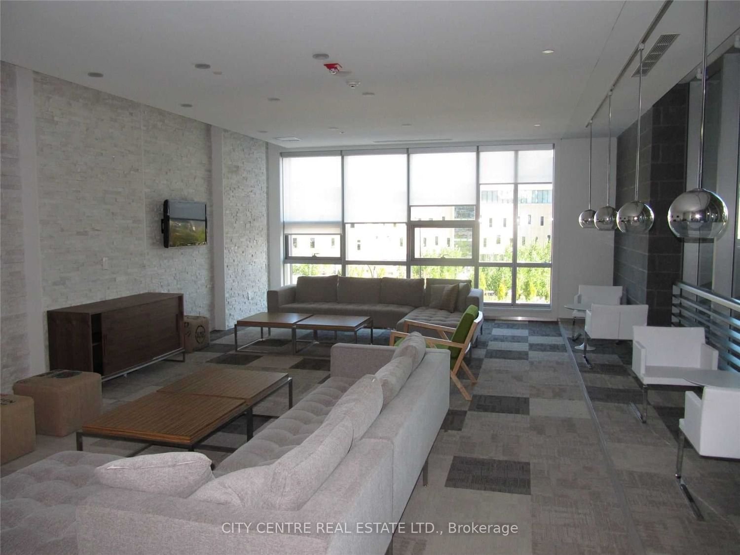 365 Prince Of Wales Dr, unit 401 for rent - image #31