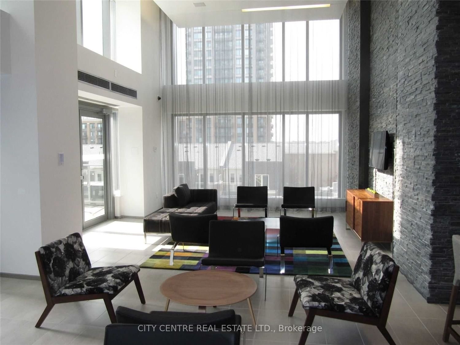 365 Prince Of Wales Dr, unit 401 for rent - image #34