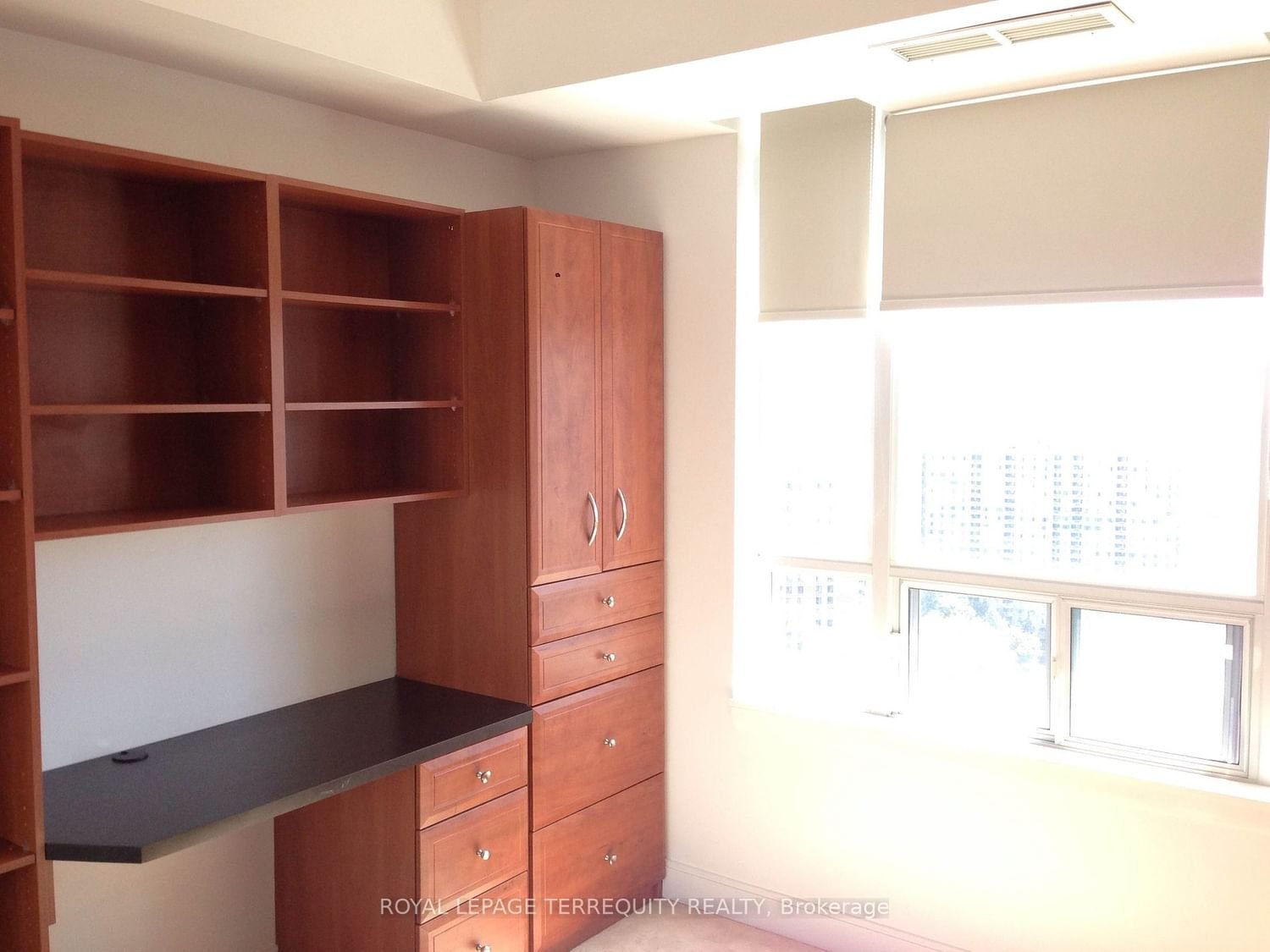 90 Absolute Ave, unit 2306 for rent - image #7