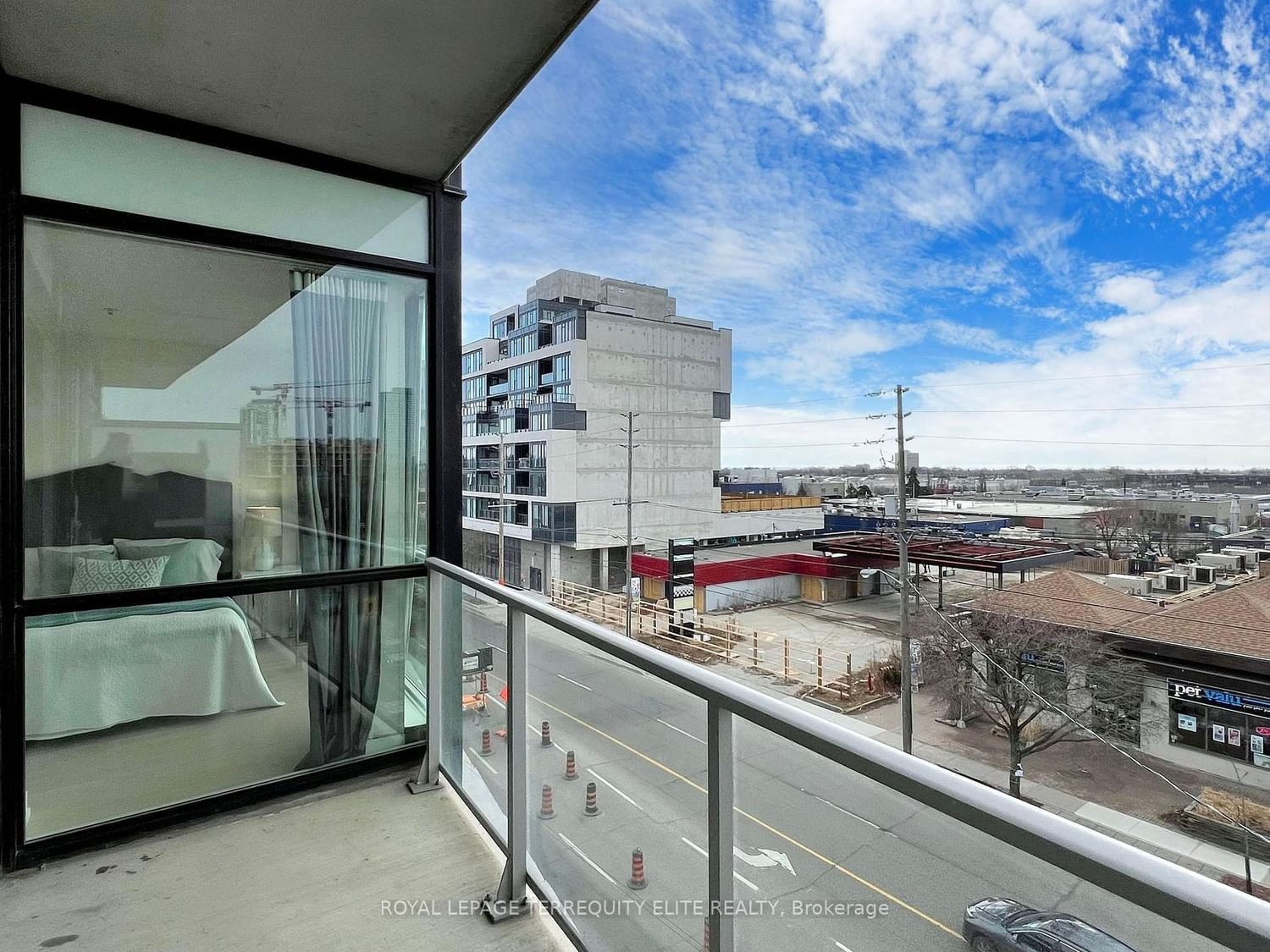 51 Lady Bank Rd, unit 401 for sale - image #32