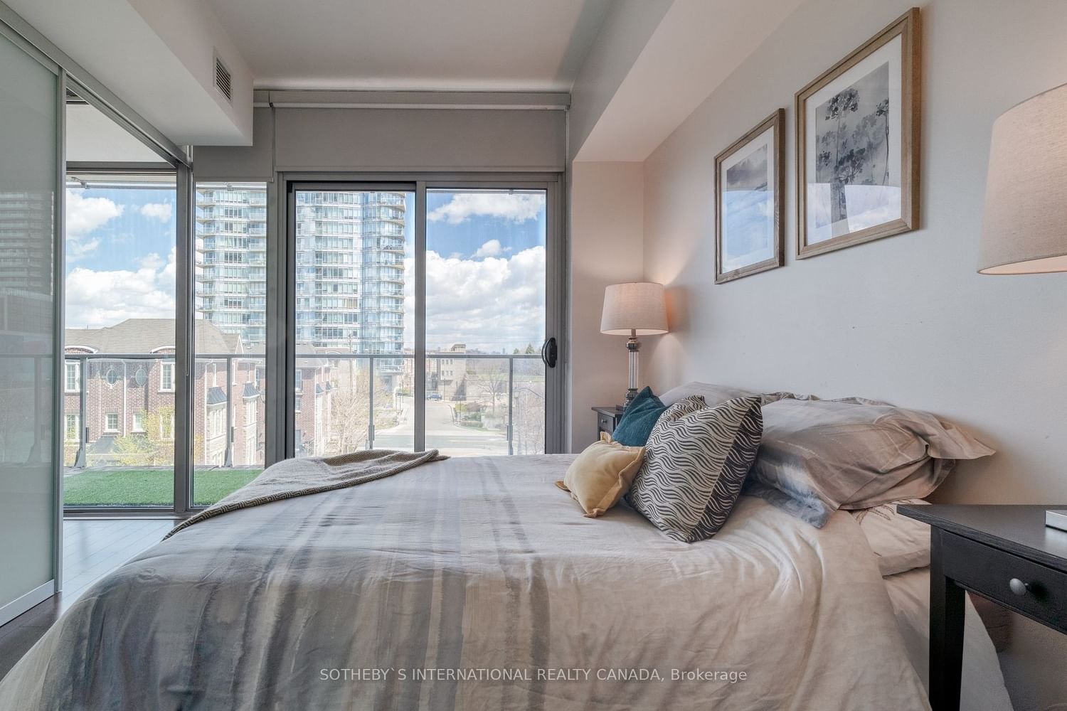 103 The Queensway, unit 303 for sale - image #13