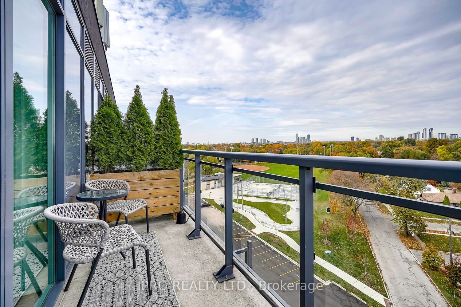 760 The Queensway, unit 803 for sale - image #22