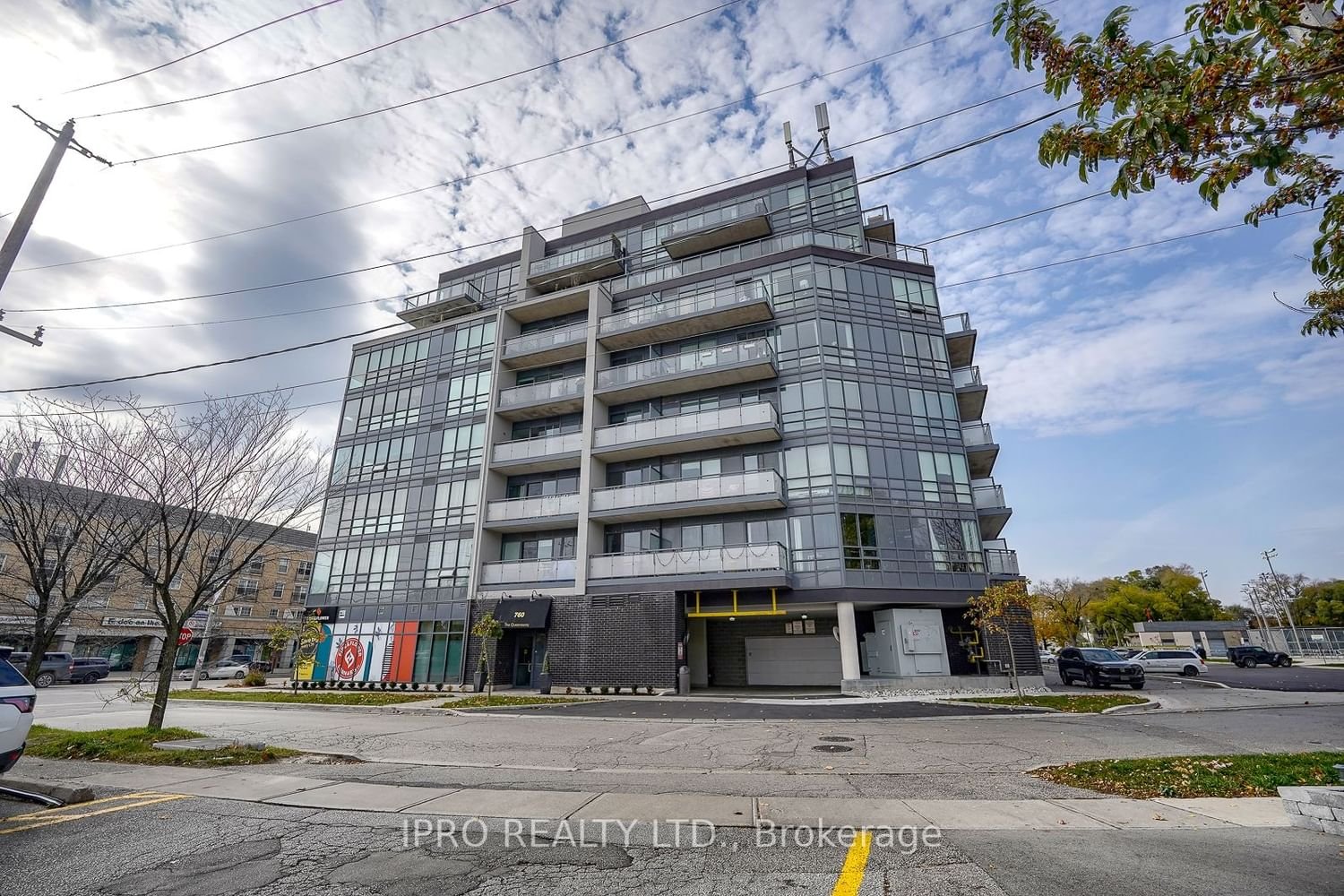 760 The Queensway, unit 803 for sale - image #30