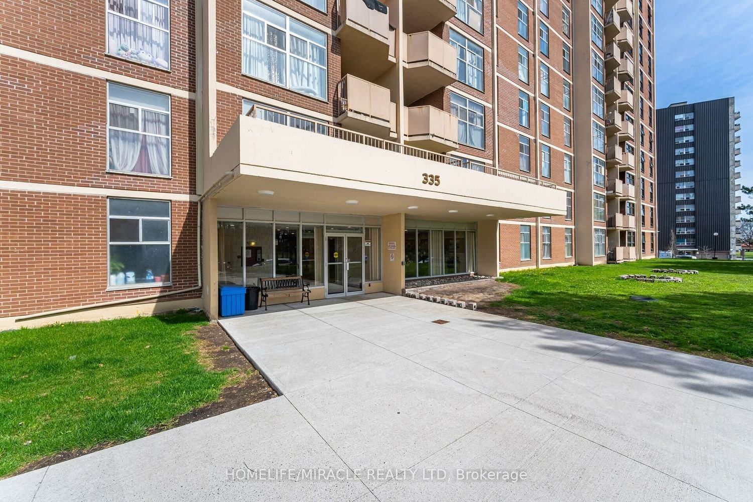 335 Driftwood Ave, unit 809 for sale - image #18