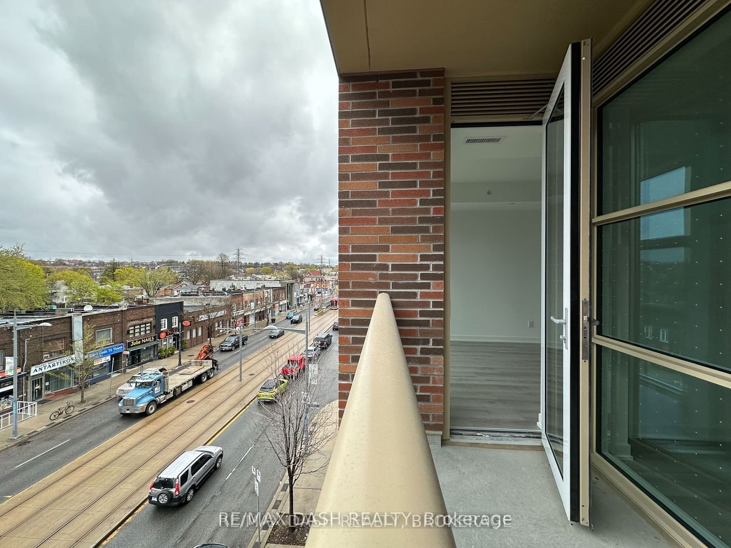 1787 St. Clair Ave W, unit 420 for rent - image #18