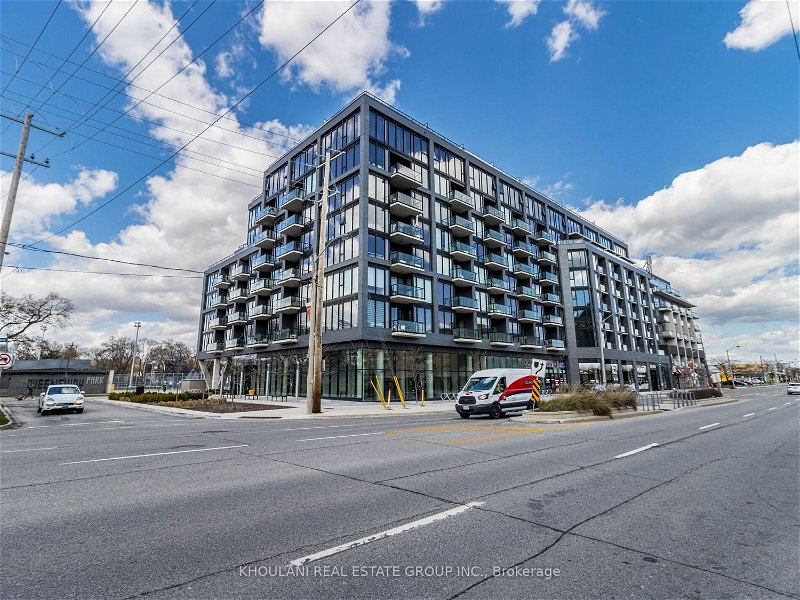 7 Smith Cres, unit 403 for sale - image #1