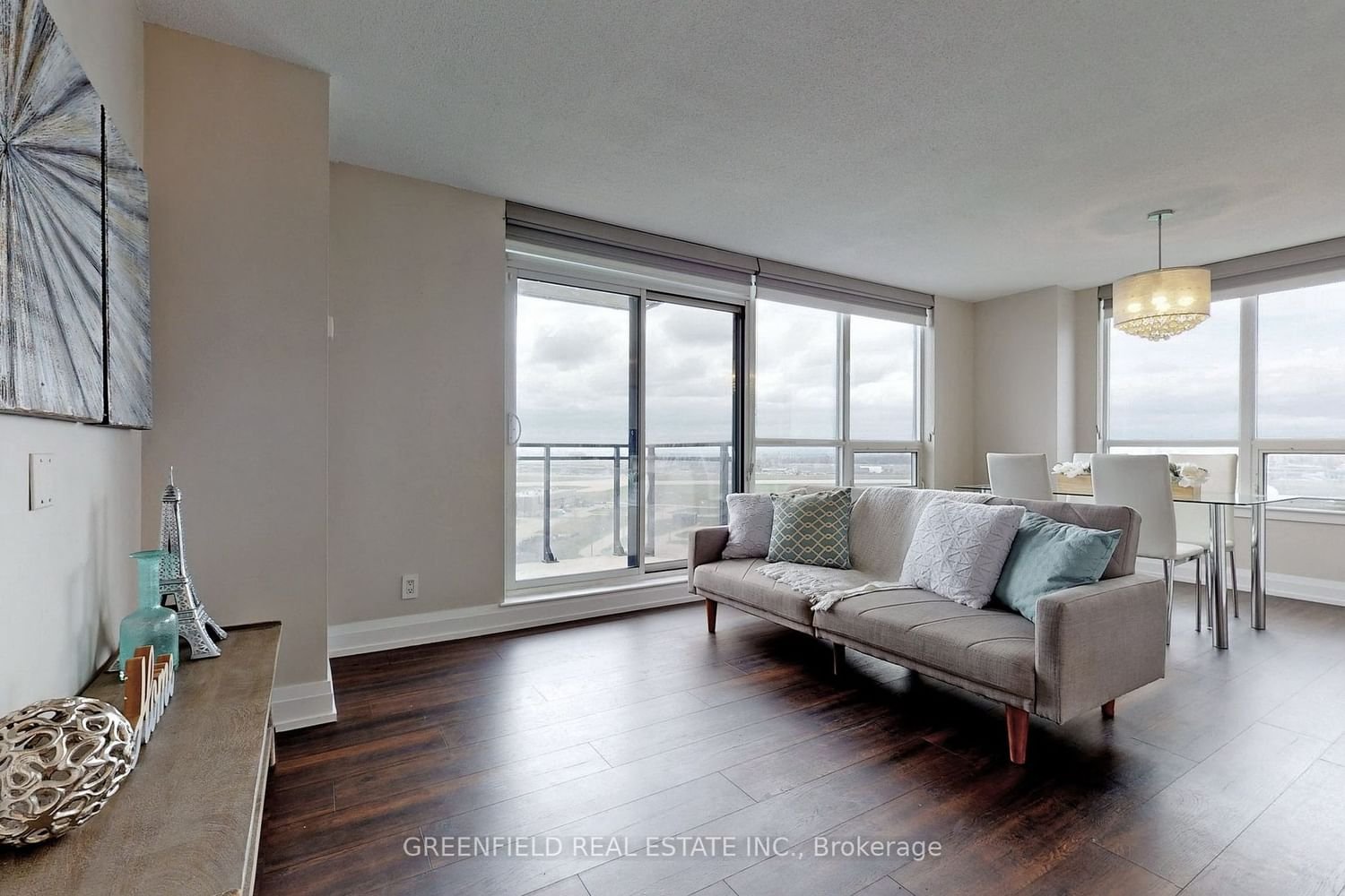 1070 Sheppard Ave W, unit 1214 for rent - image #2