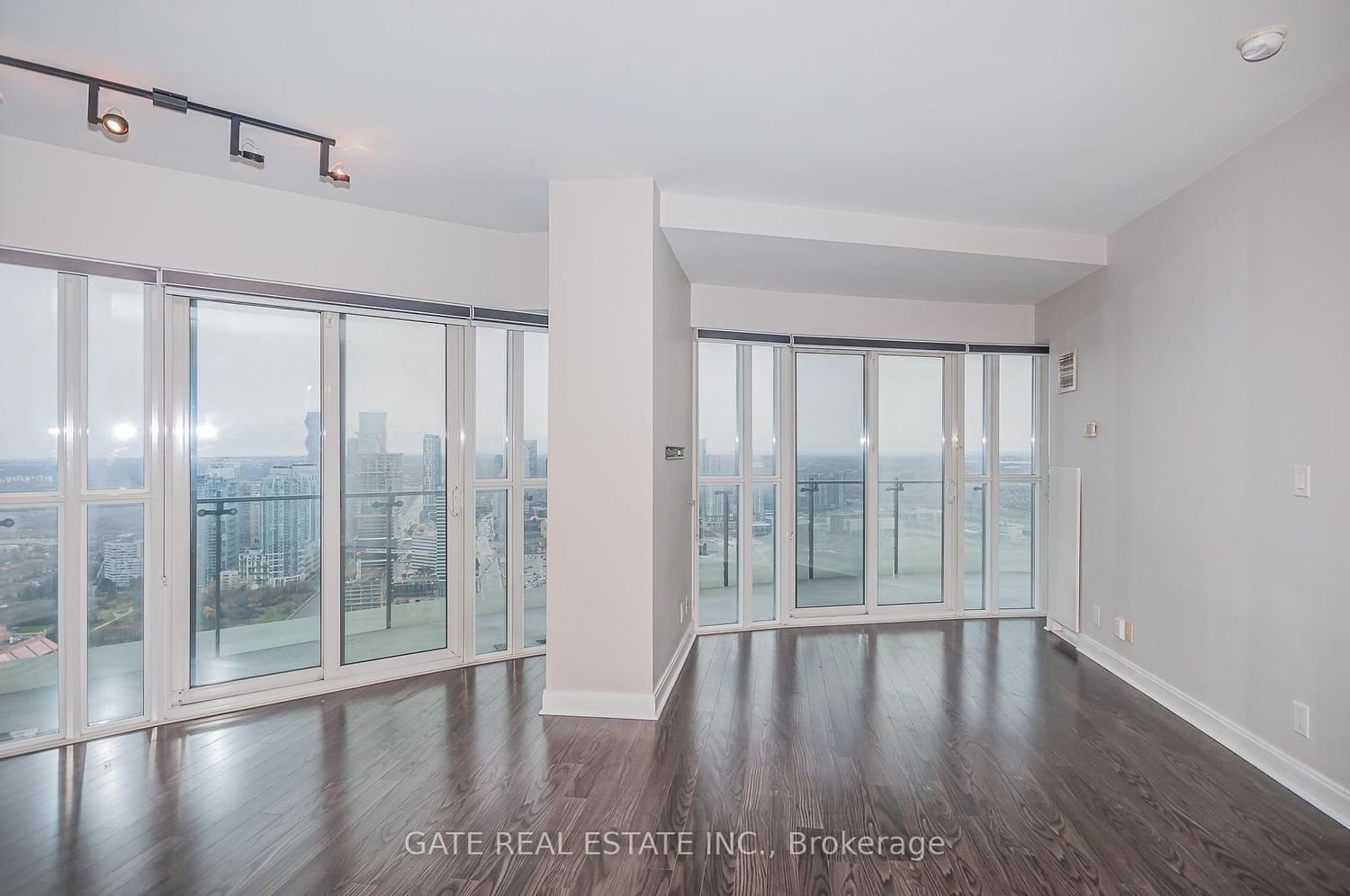 50 Absolute Ave, unit 4706 for rent - image #13