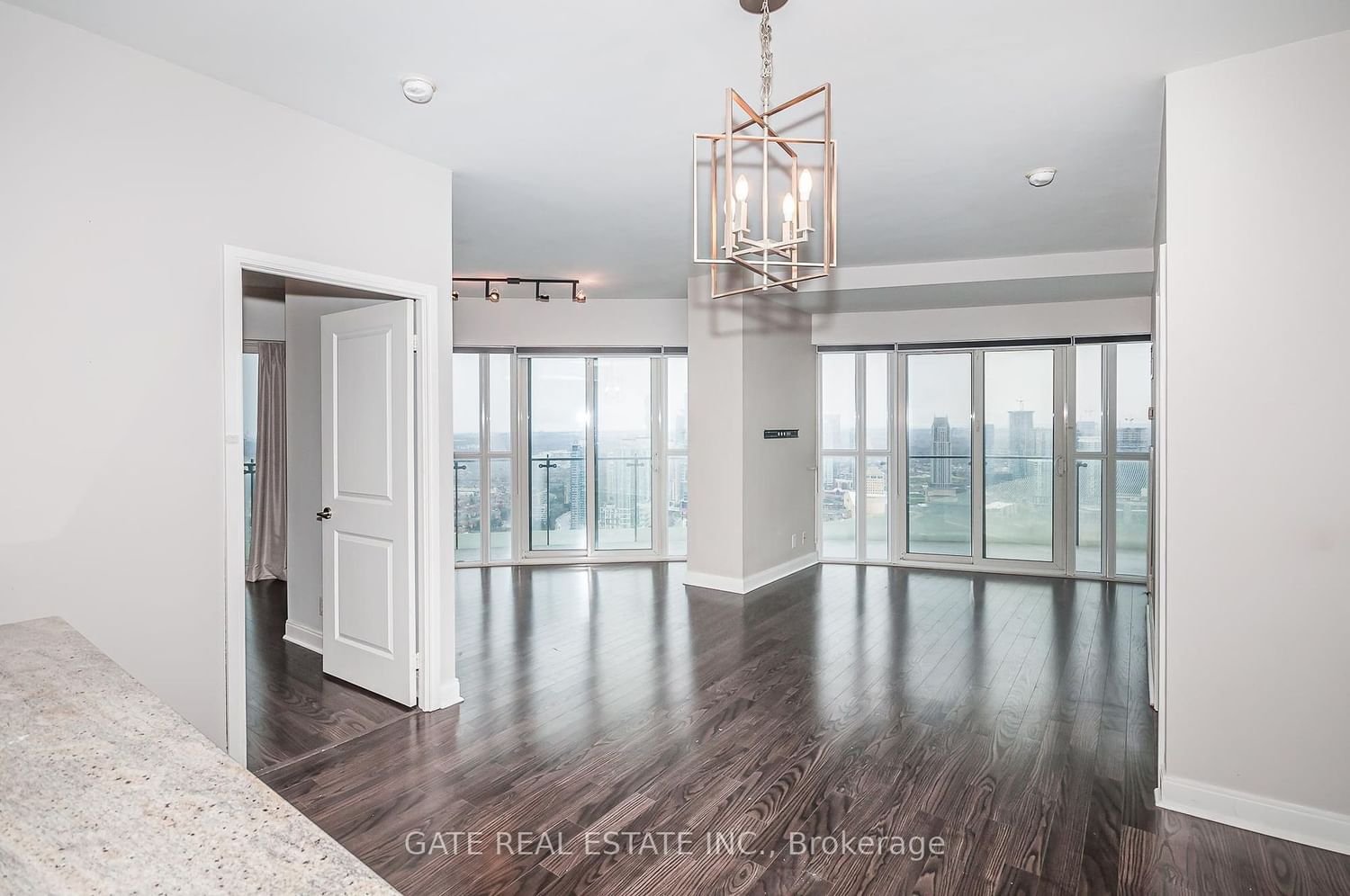 50 Absolute Ave, unit 4706 for rent - image #6
